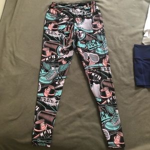 Feed me fight me endurance leggings